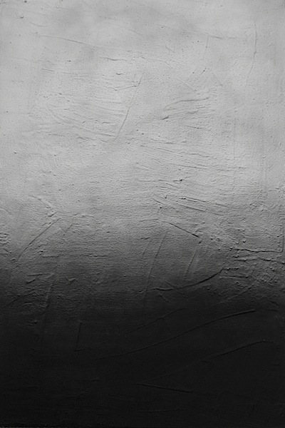 Marc Bijl: Oblivion, 2014, Zement, Sprühlack auf Leinwand, 150 x 100 cm 
/courtesy Upstream Gallery Amsterdam

